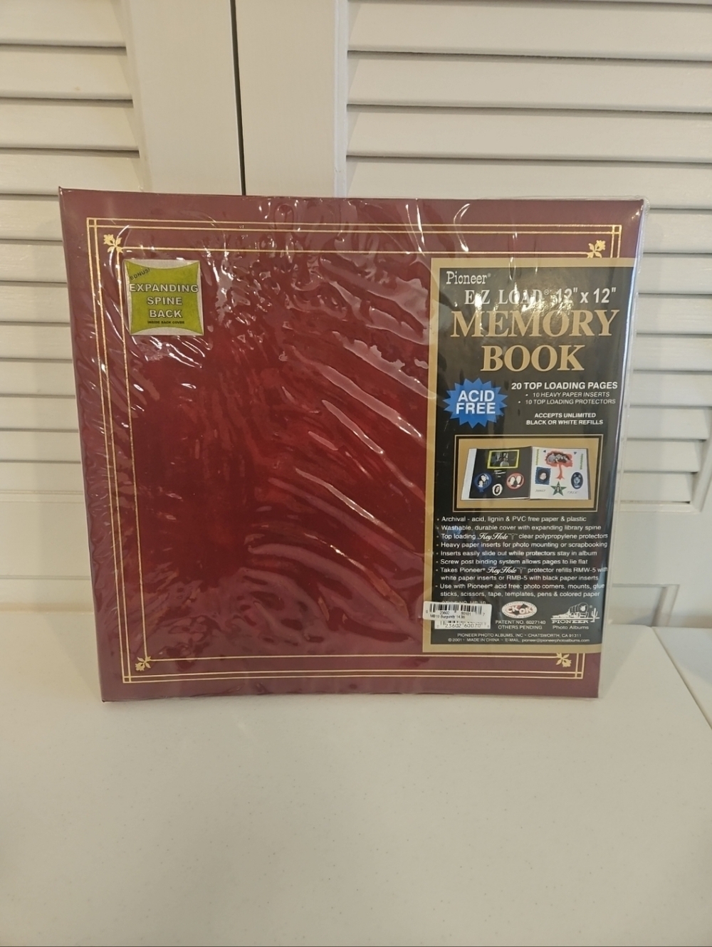 Pioneer Red Scrapbook Album 12”x 12” Top Load Pages Family Photo Memories New